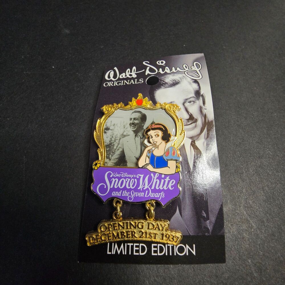 New Walt Disney Originals Pin Trading Pin 2006 Snow White Opening Day Dangle